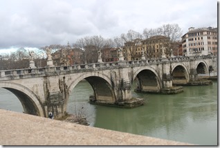 テヴェレ川に掛かる橋