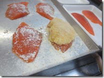 サーモンのカニコロッケ乗せタルタルソース002