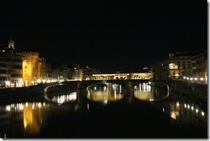 夜のヴェキオ橋