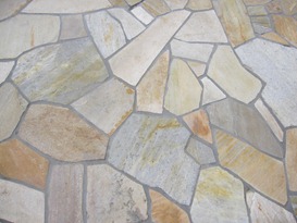 自然石貼りの床