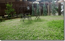 Niwa de kaiteki ni sugosu　mekakushi027