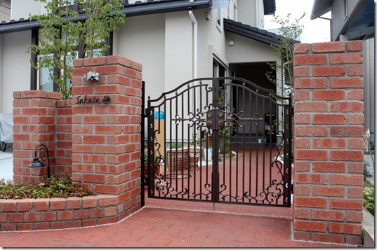 Elegant and noble high full-scale Deeds casting gates　